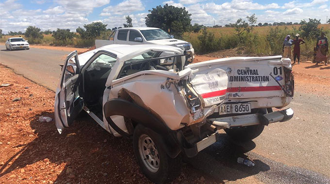 Chinhoyi Mayor Escapes Serious Injury in Road Accident